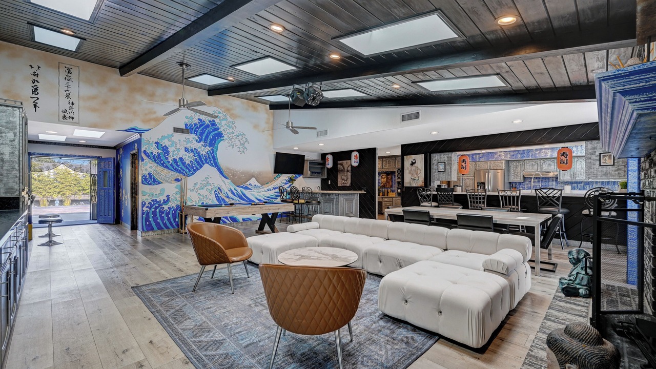 Photo of Livingroom in Chinatown