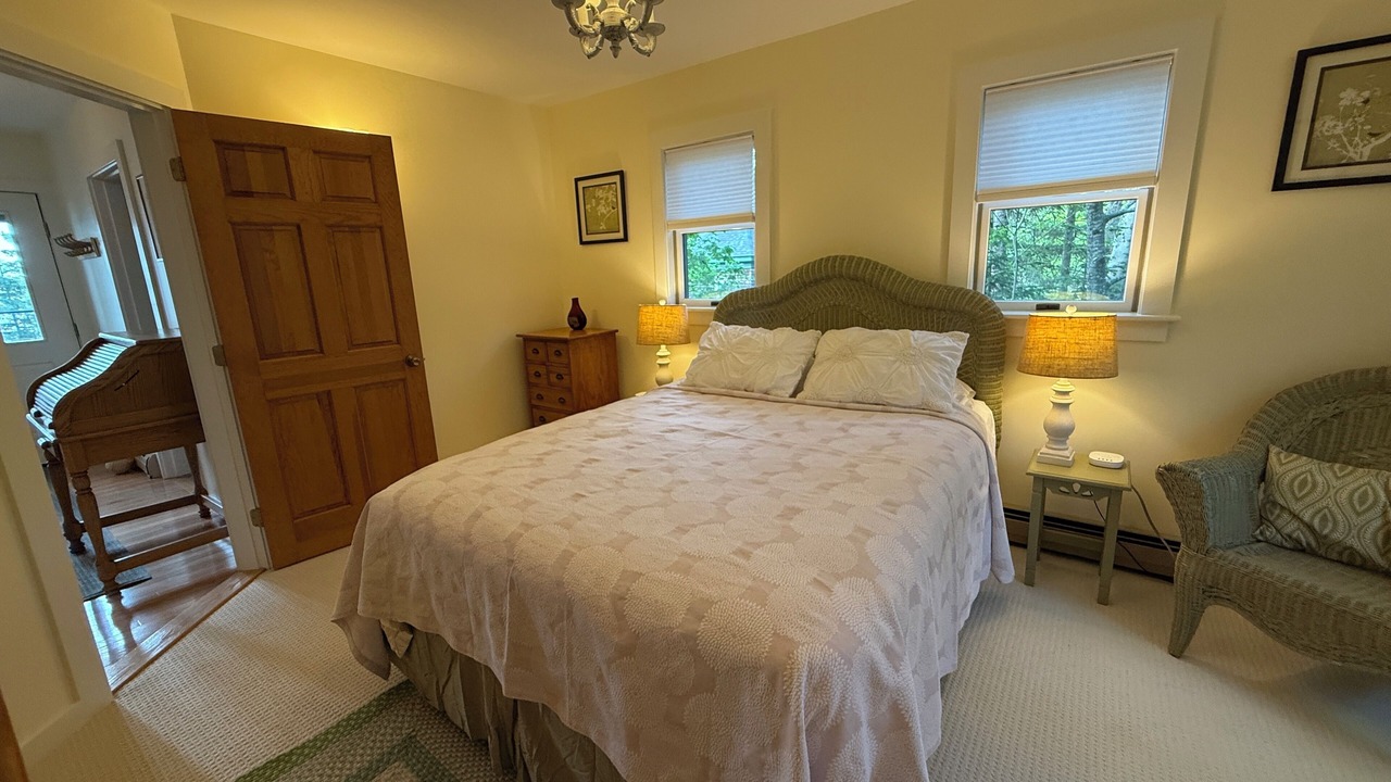 Photo of Bedroom in Salsbury Cove