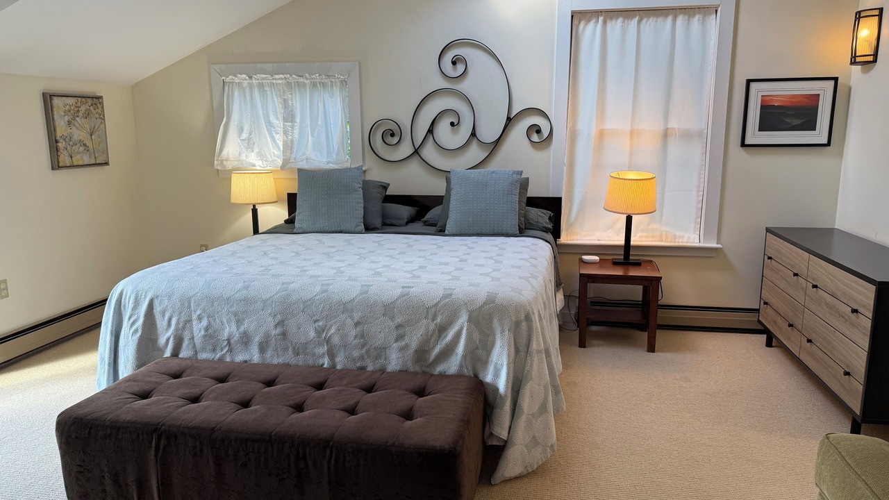 Photo of Bedroom in Salsbury Cove