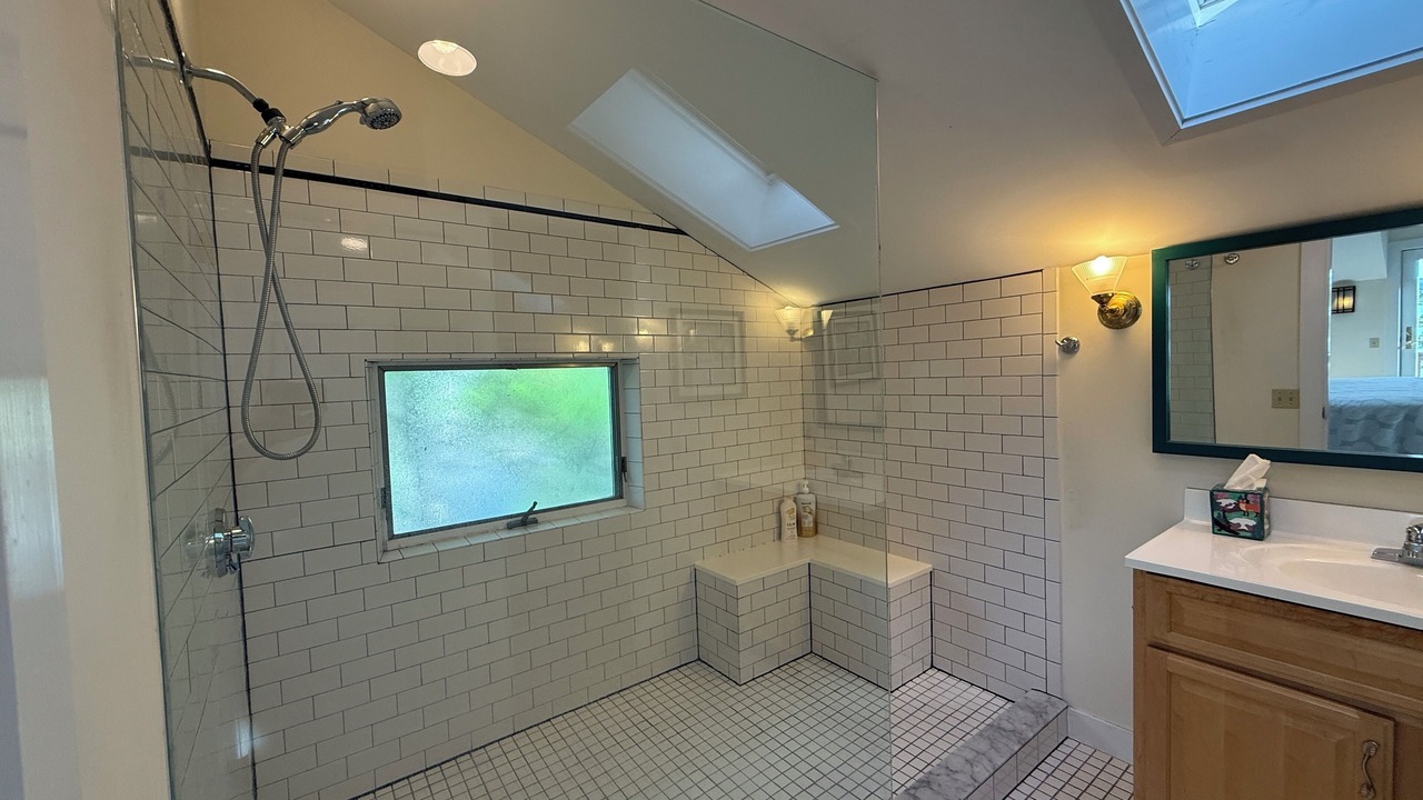 Photo of Bathroom in Salsbury Cove
