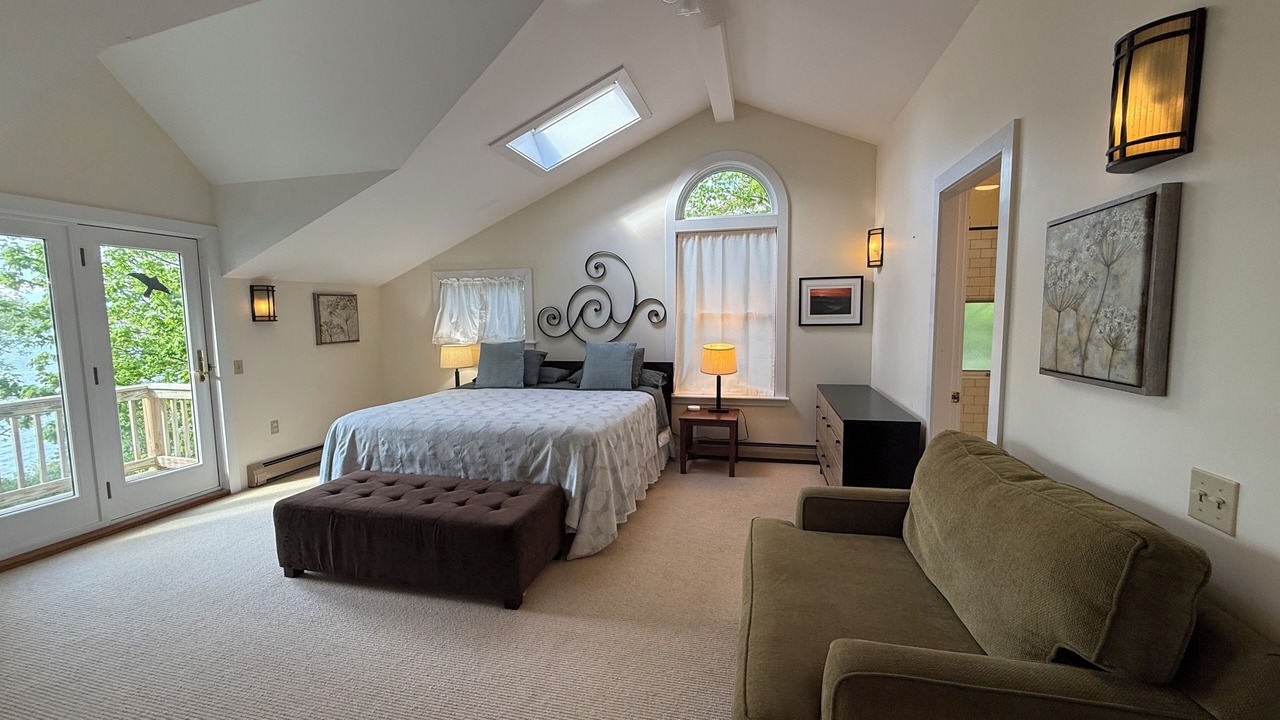 Photo of Bedroom in Salsbury Cove