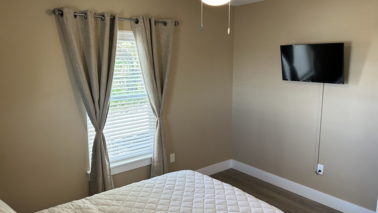 Photo of Bedroom in Maple Grove - Franklin