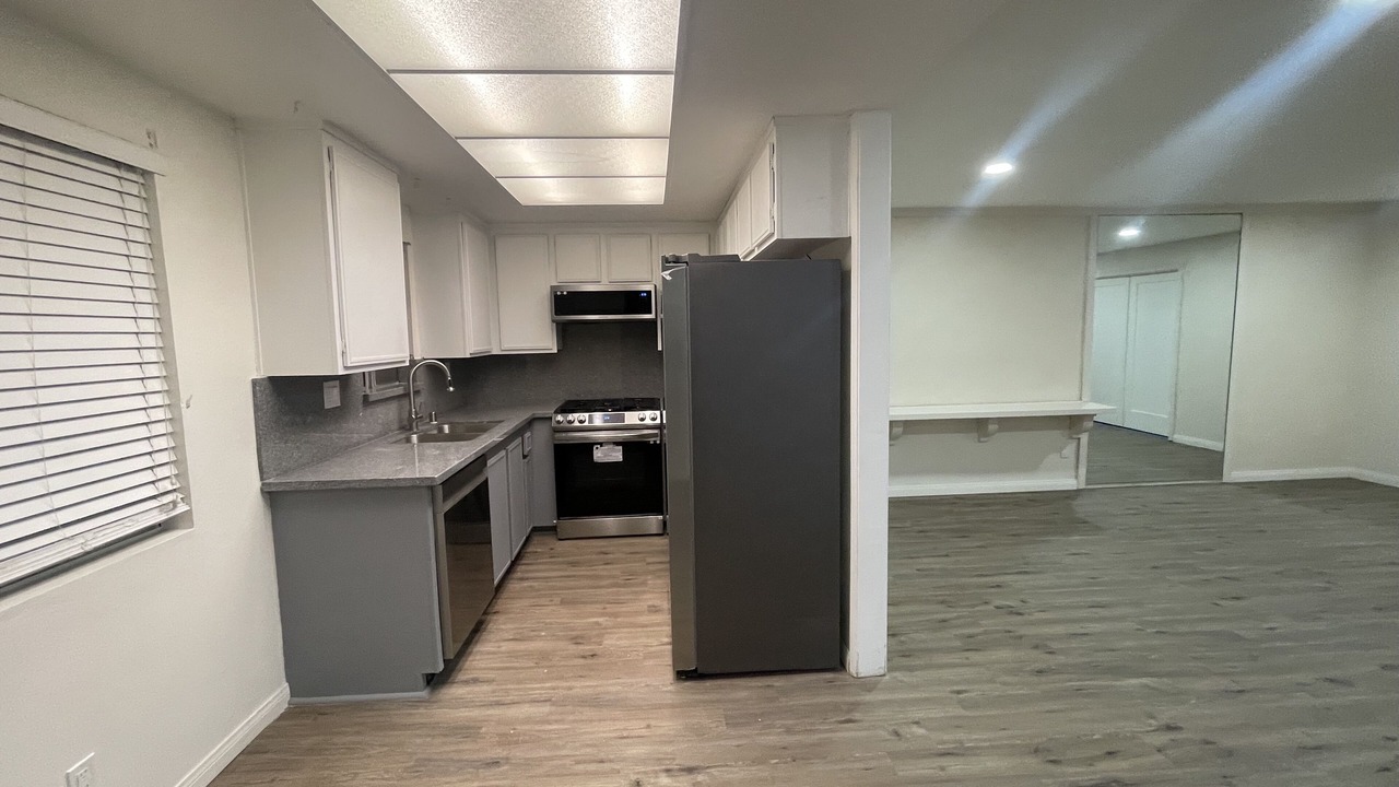 Photo of Kitchen in West Los Angeles