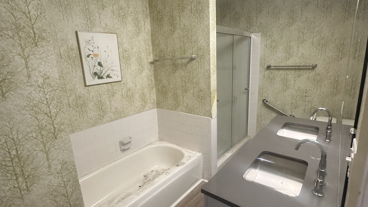 Photo of Bathroom in West Los Angeles