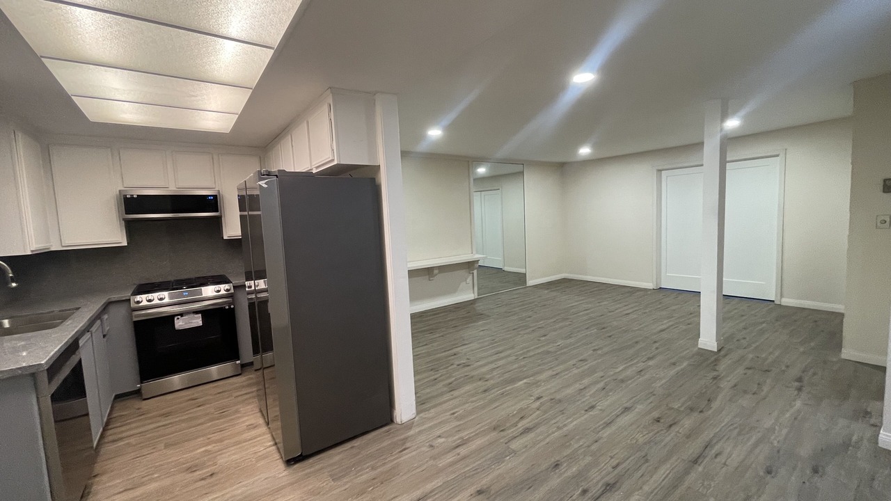 Photo of Kitchen in West Los Angeles