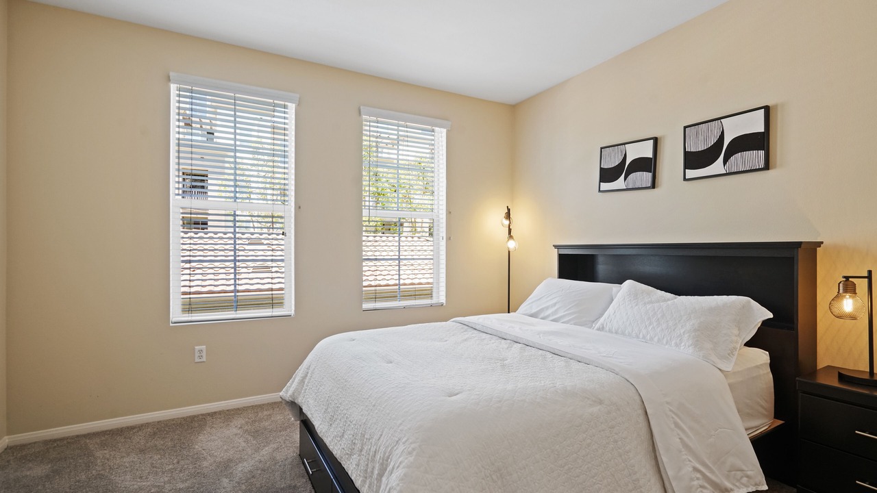 Photo of Bedroom in Orange
