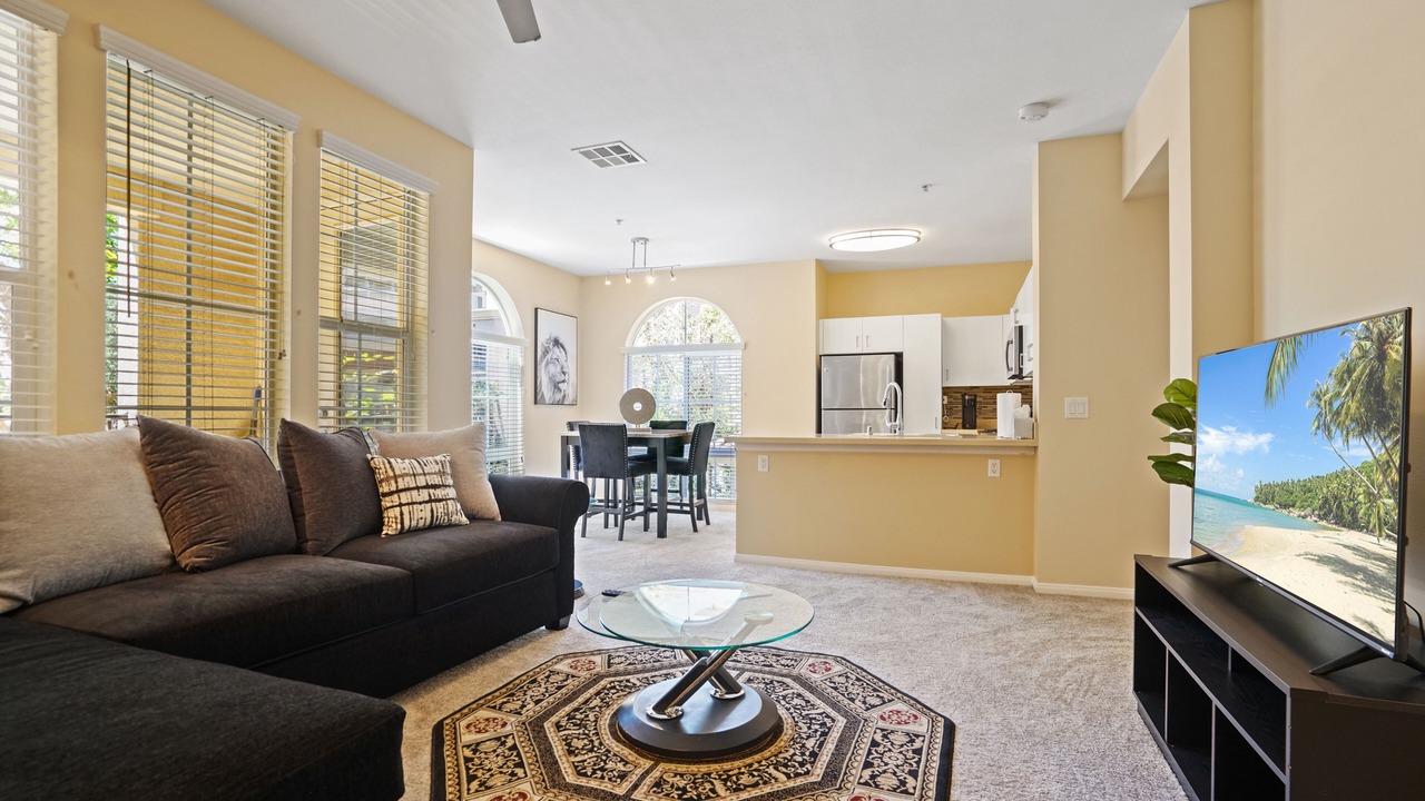 Photo of Livingroom in Orange