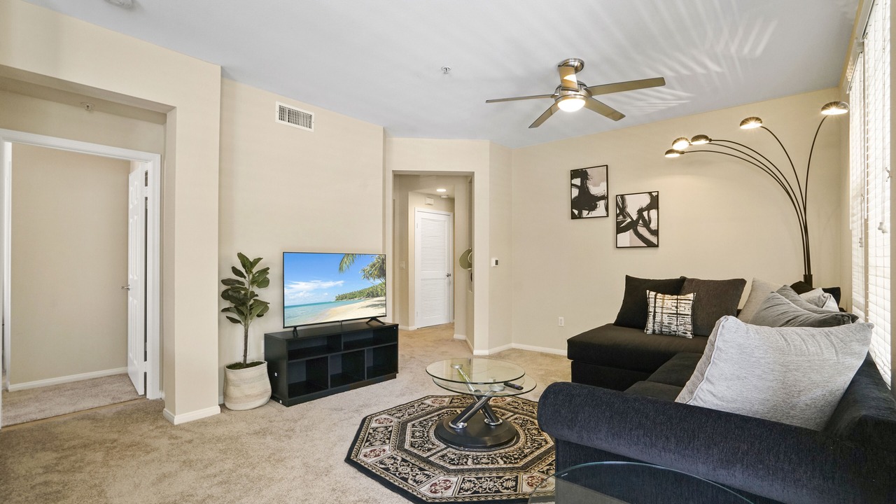 Photo of Livingroom in Orange