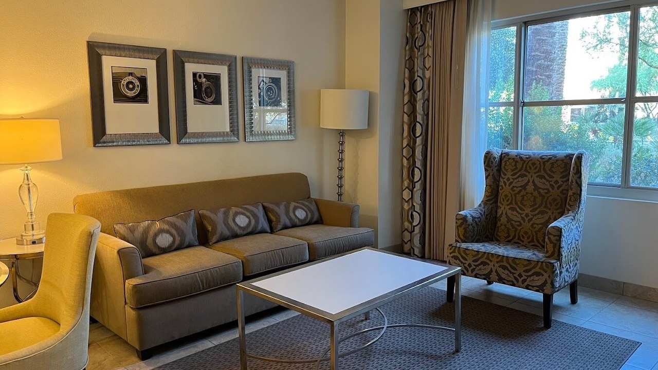 Photo of Livingroom in Enterprise