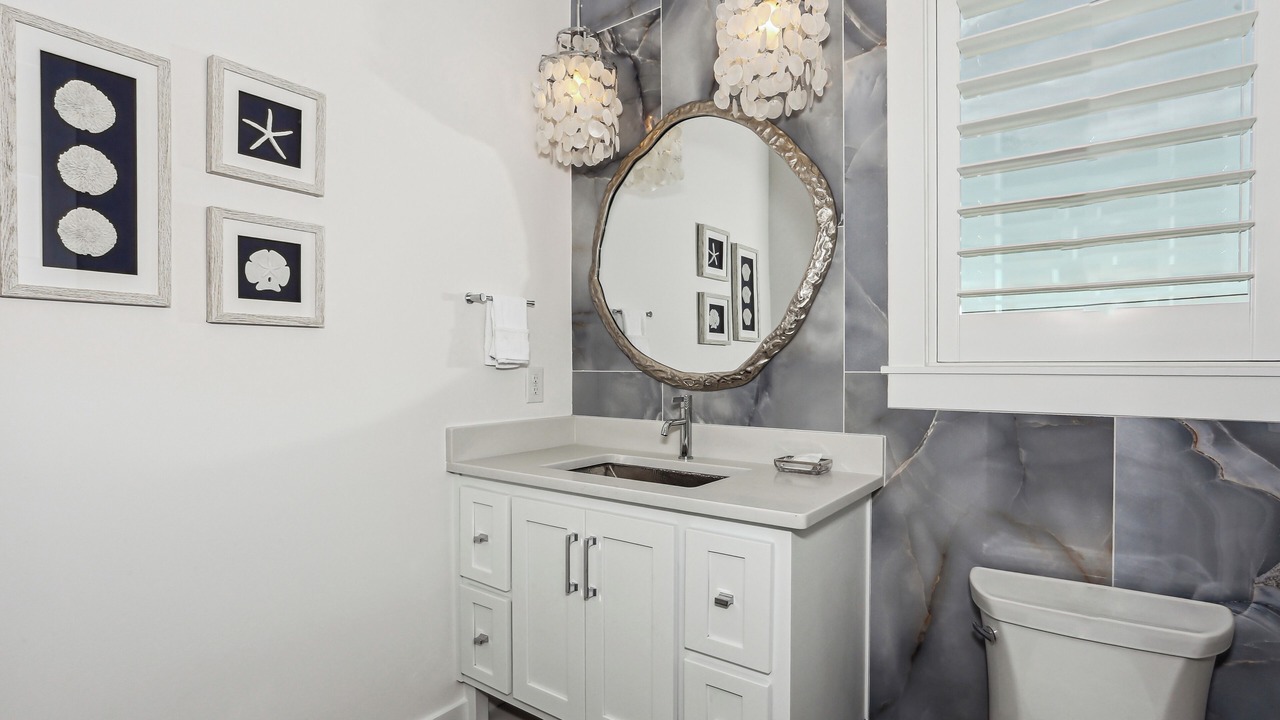 Photo of Bathroom in Navarre Beach