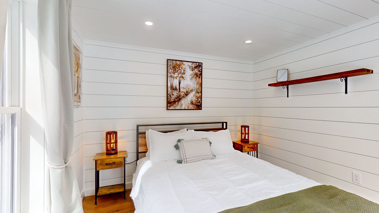 Photo of Bedroom in Bucksport