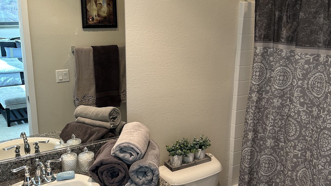 Photo of Bathroom in Lake Las Vegas
