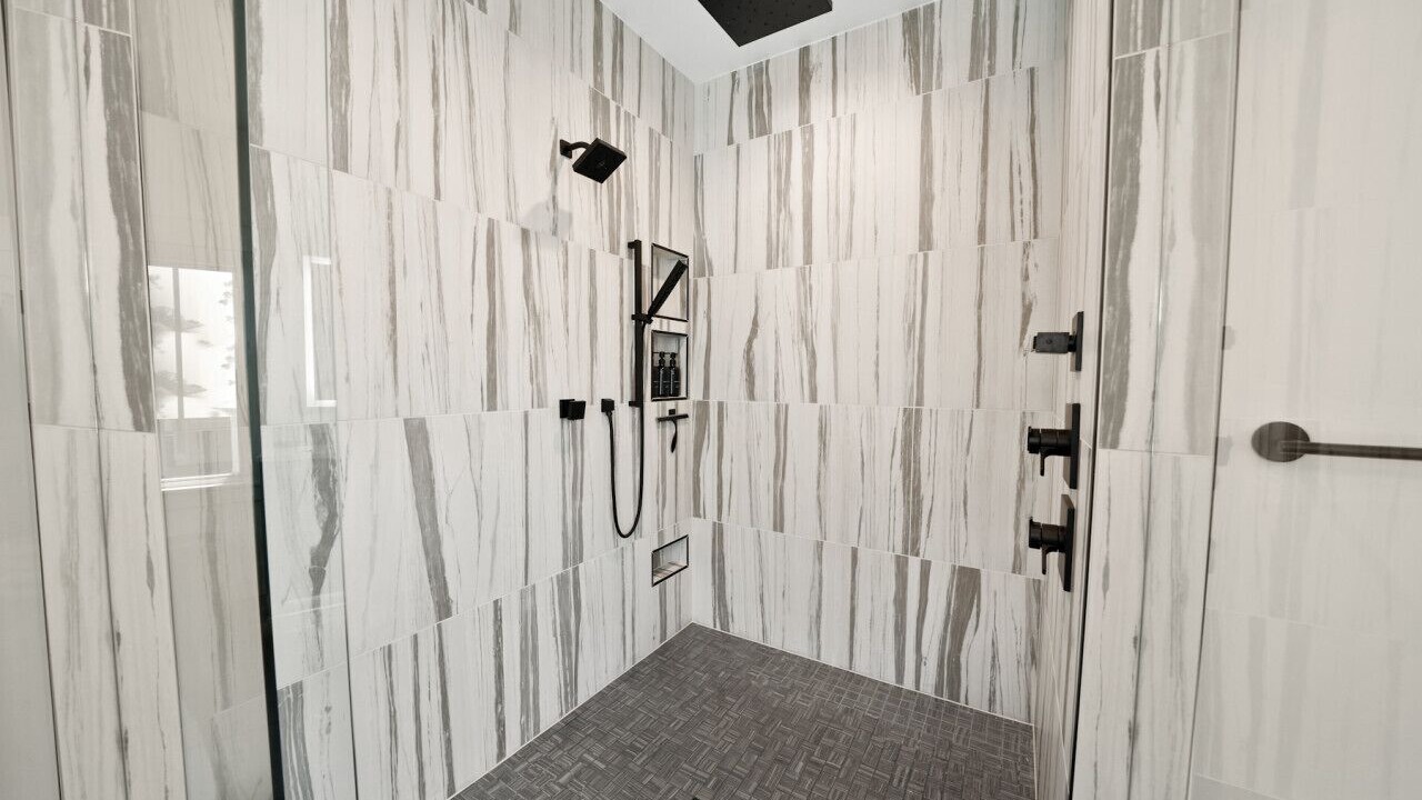 Photo of Bathroom in Lakeside at Blue Mountain Beach