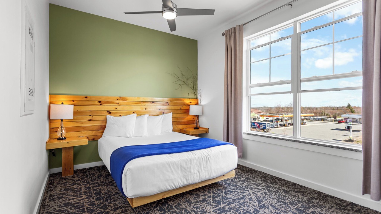Photo of Bedroom in Ellsworth