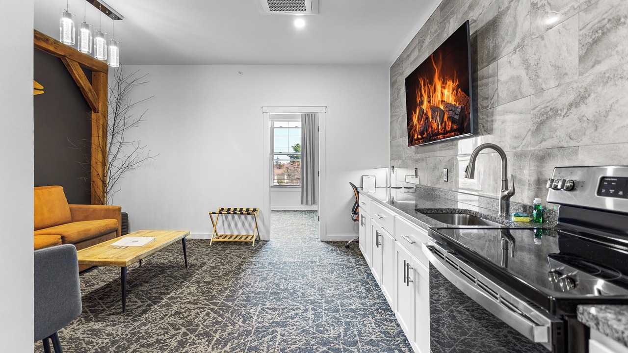 Photo of Livingroom in Ellsworth