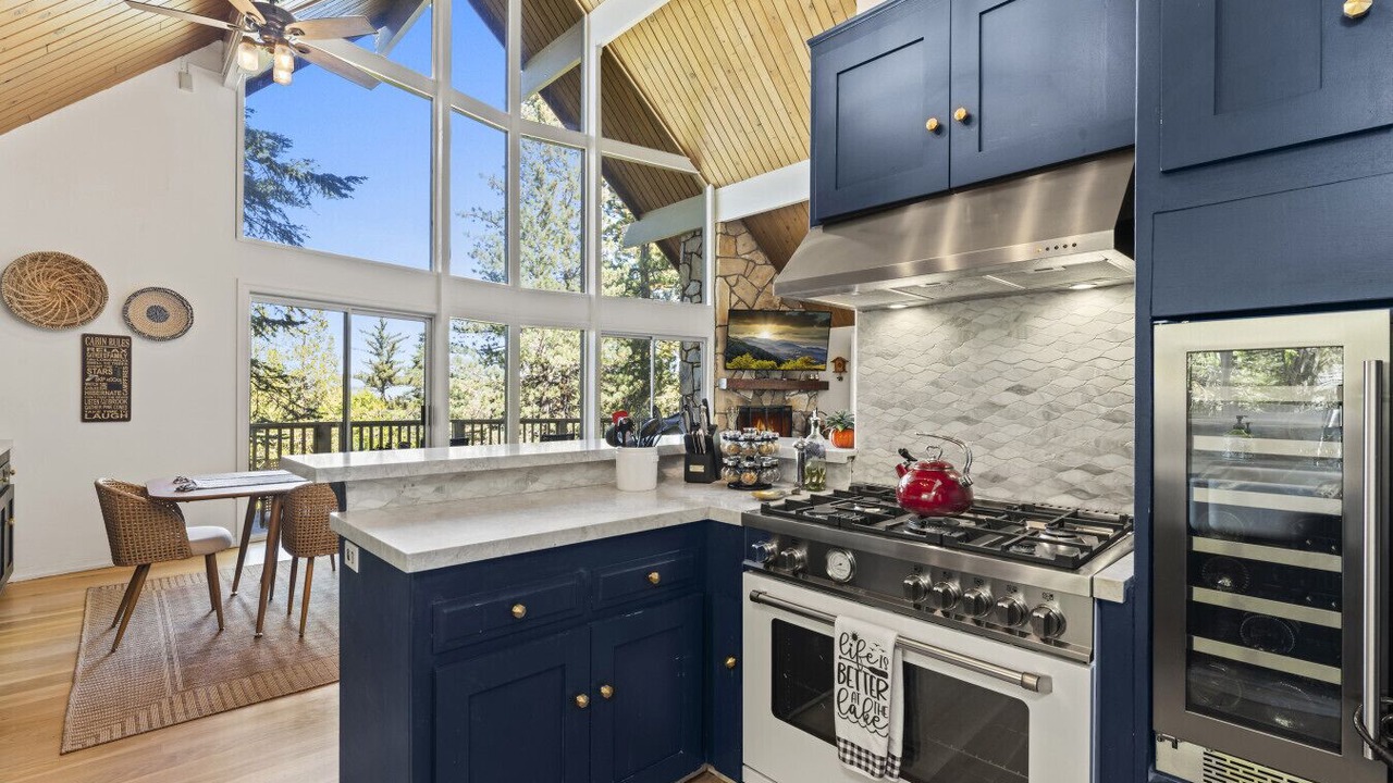 Photo of Kitchen in Blue Jay