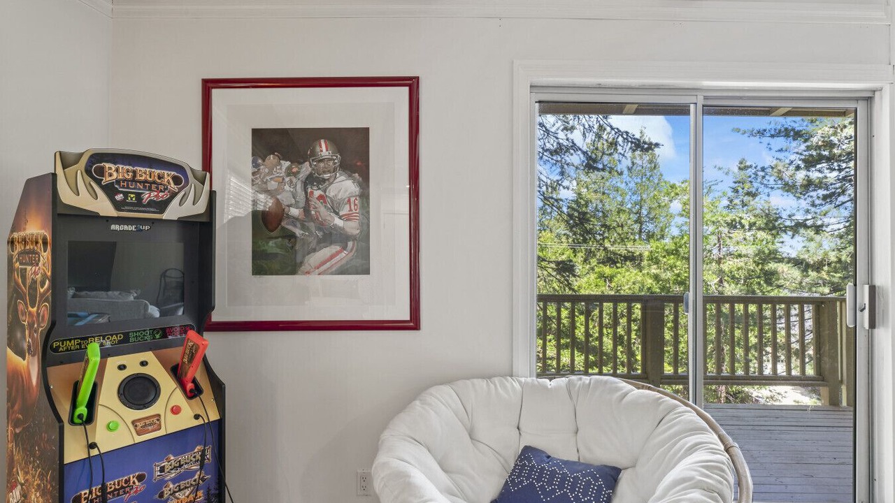 Photo of Bedroom in Blue Jay