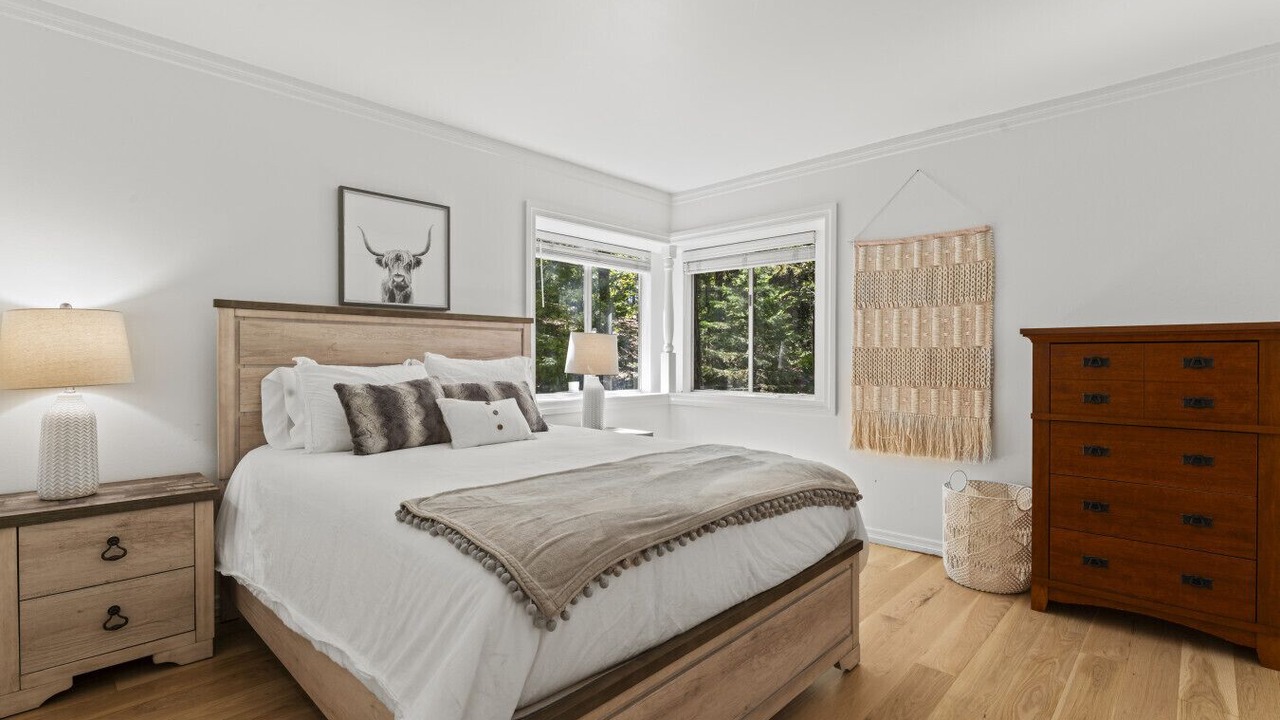 Photo of Bedroom in Blue Jay