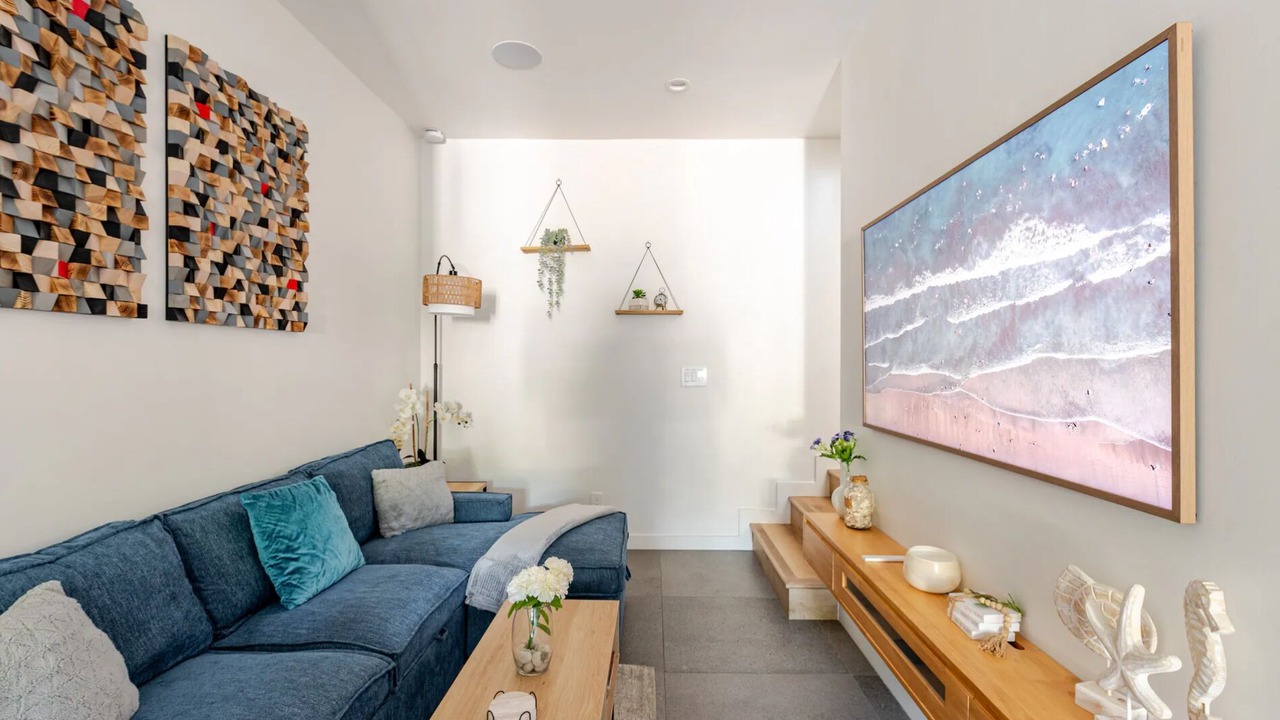 Photo of Livingroom in Hollywood