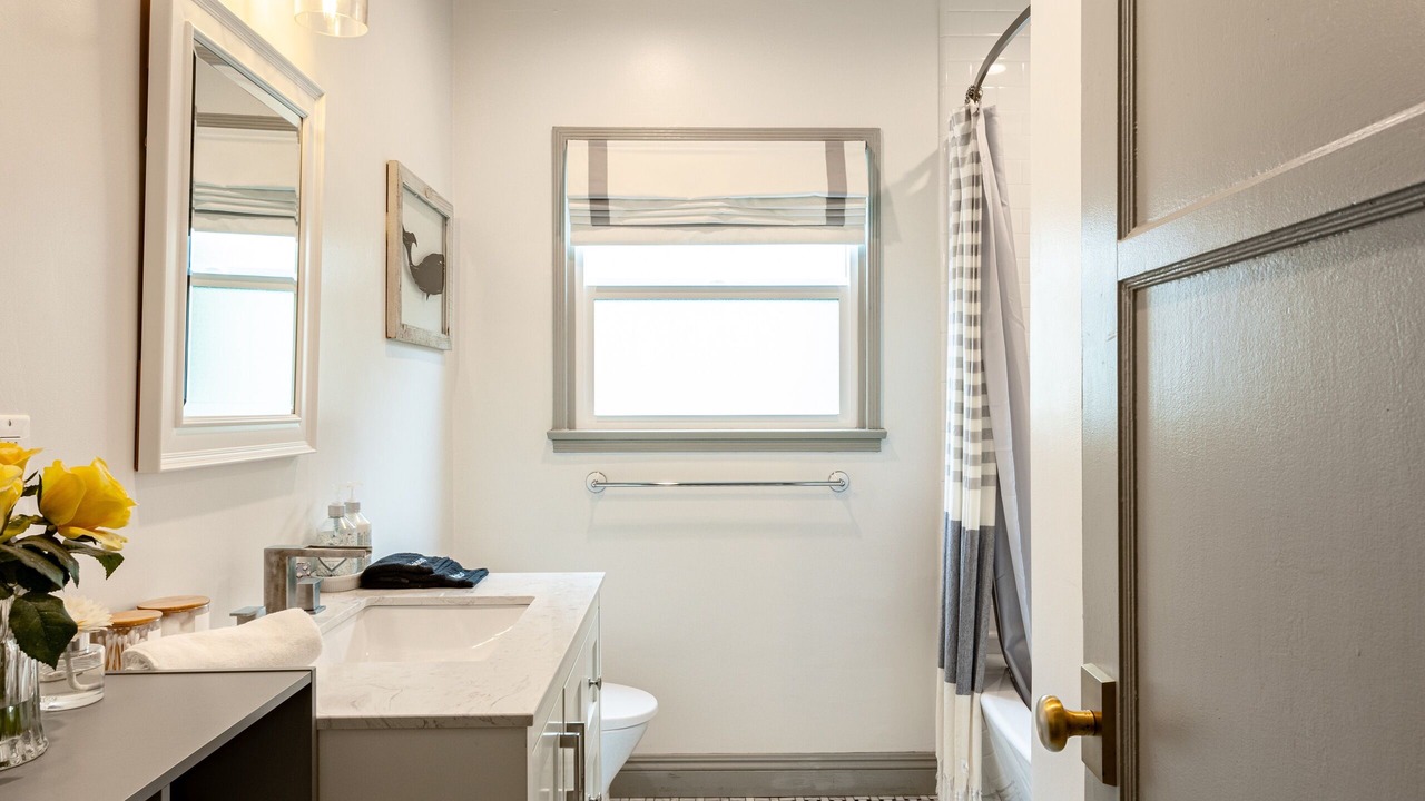 Photo of Bathroom in Mid Central