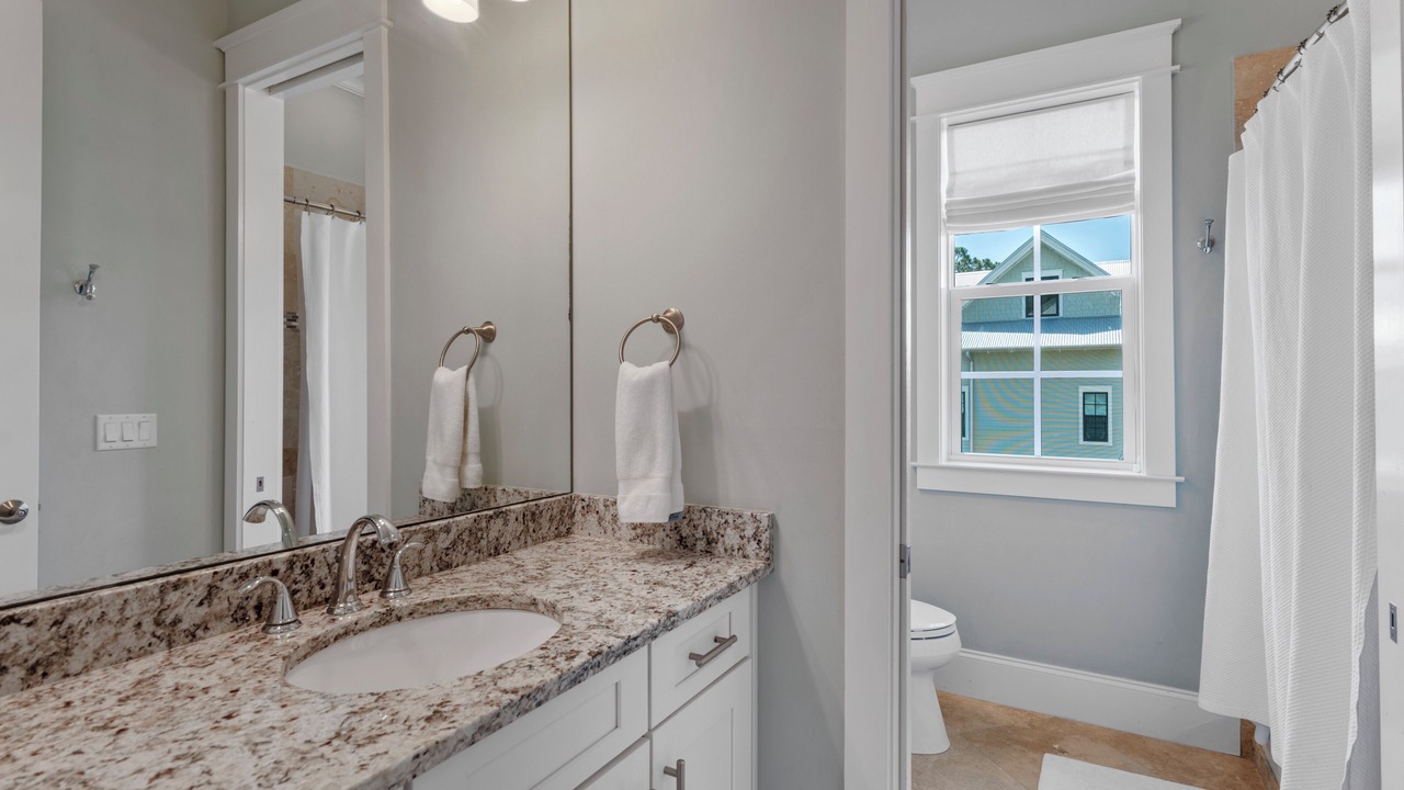 Photo of Bathroom in Lakeside at Blue Mountain Beach