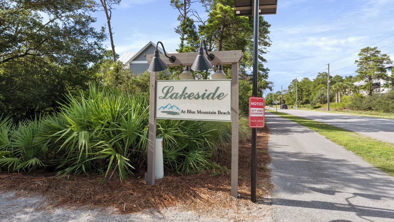 Photo of Outdoor in Lakeside at Blue Mountain Beach