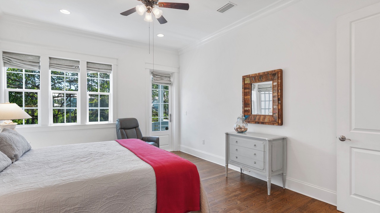 Photo of Bedroom in Lakeside at Blue Mountain Beach