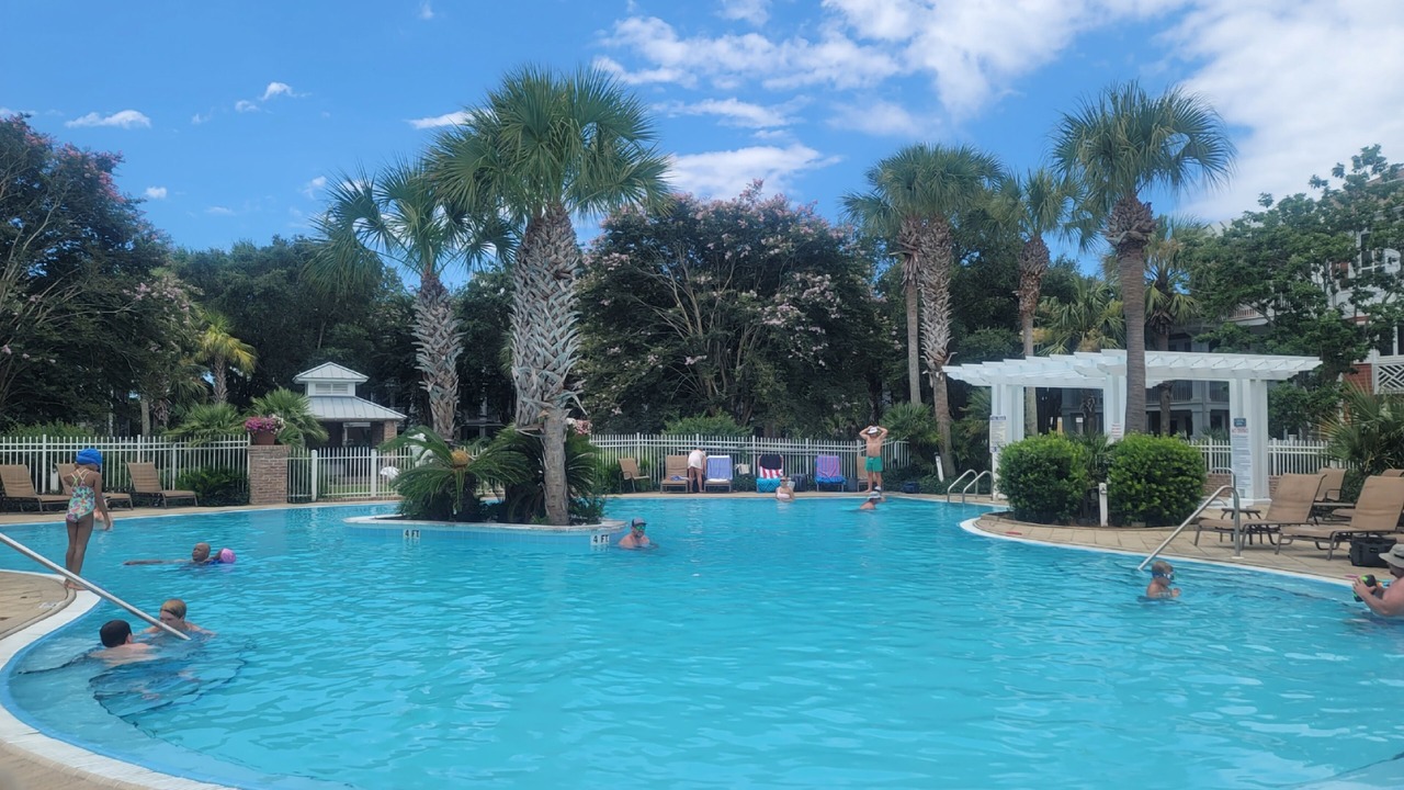 Photo of Outdoor in Baytowne Wharf