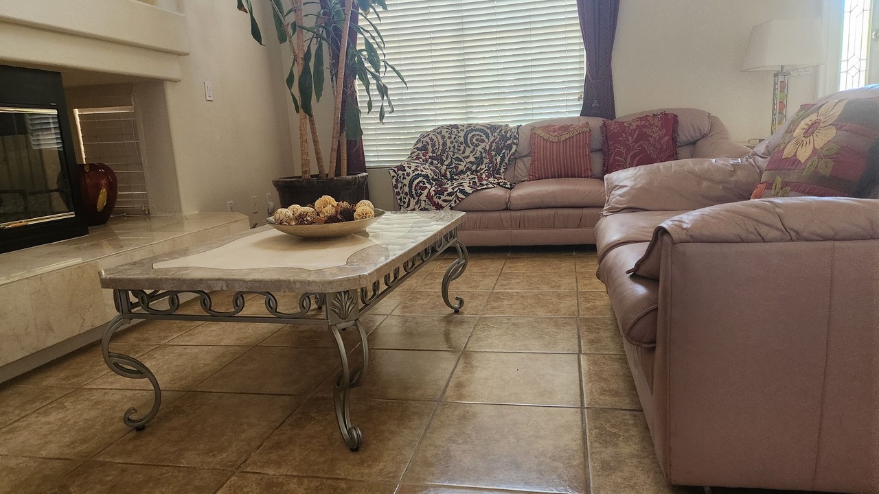 Photo of Livingroom in Enterprise