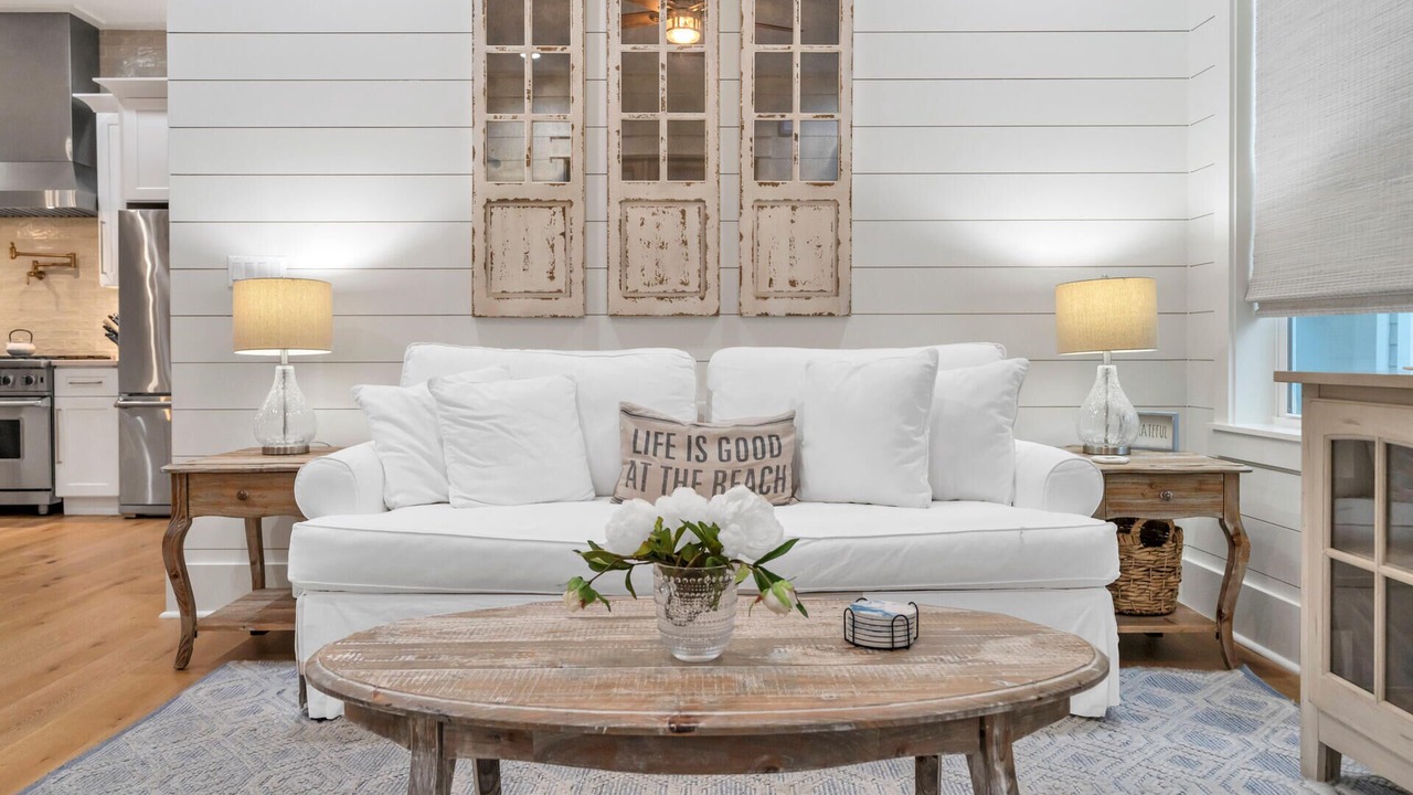 Photo of Livingroom in Greenway Park