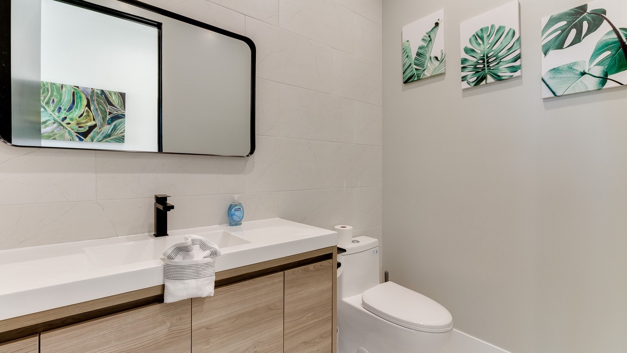Photo of Bathroom in Mid City