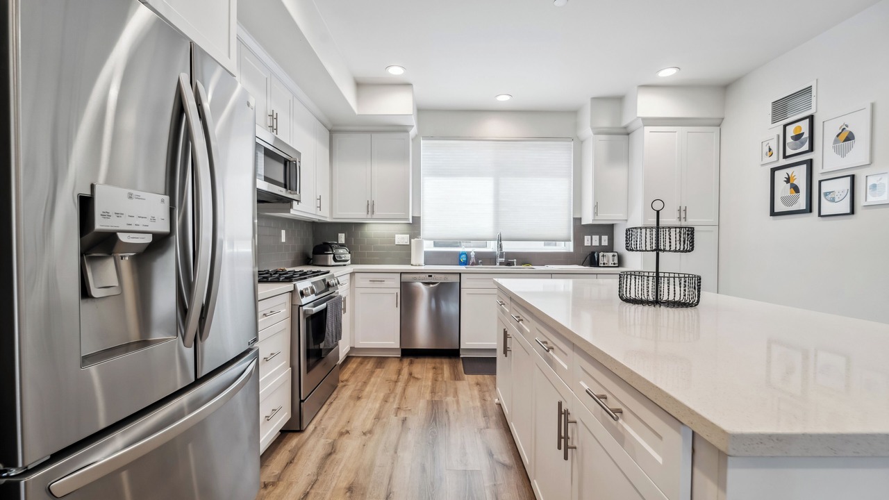 Photo of Kitchen in Valley Glen