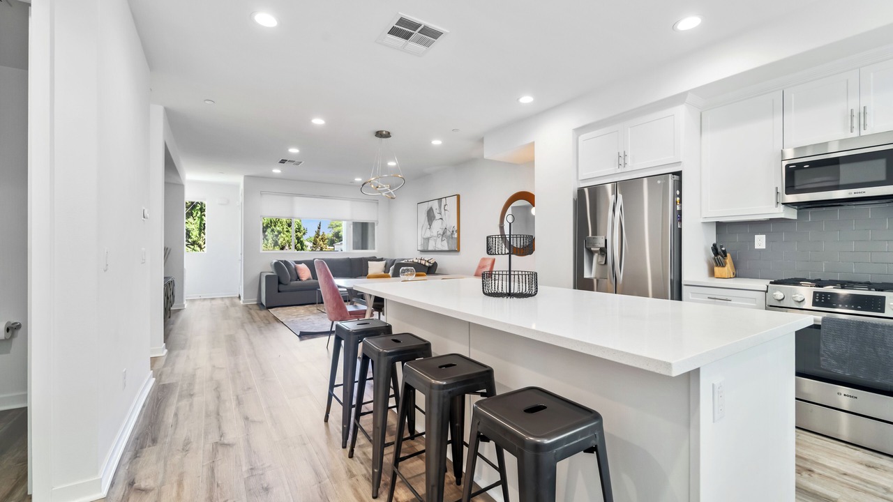Photo of Kitchen in Valley Glen