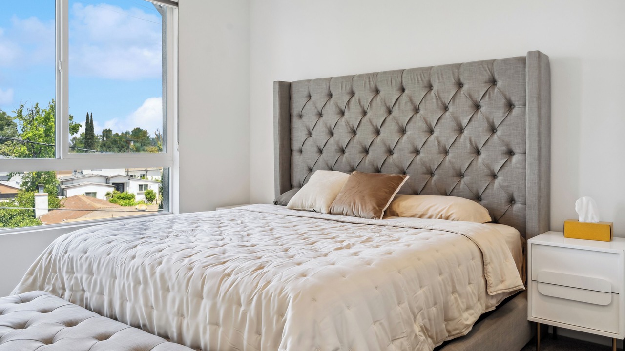 Photo of Bedroom in Valley Glen
