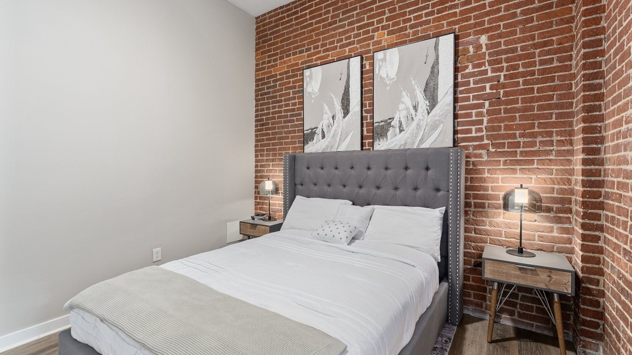 Photo of Bedroom in Hamilton District