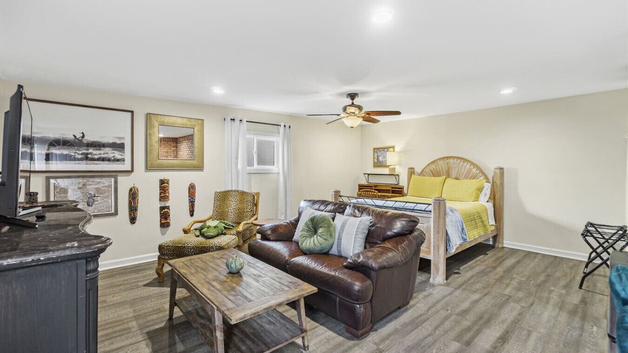 Photo of Livingroom in Townsite