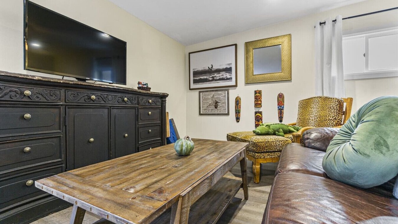 Photo of Livingroom in Townsite
