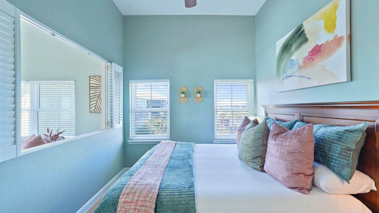 Photo of Bedroom in Gulf Place