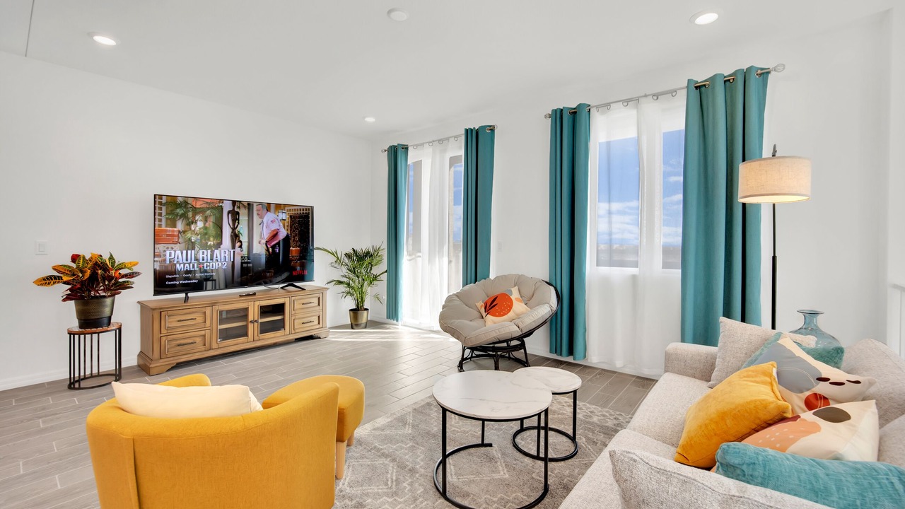 Photo of Livingroom in Desert Hills
