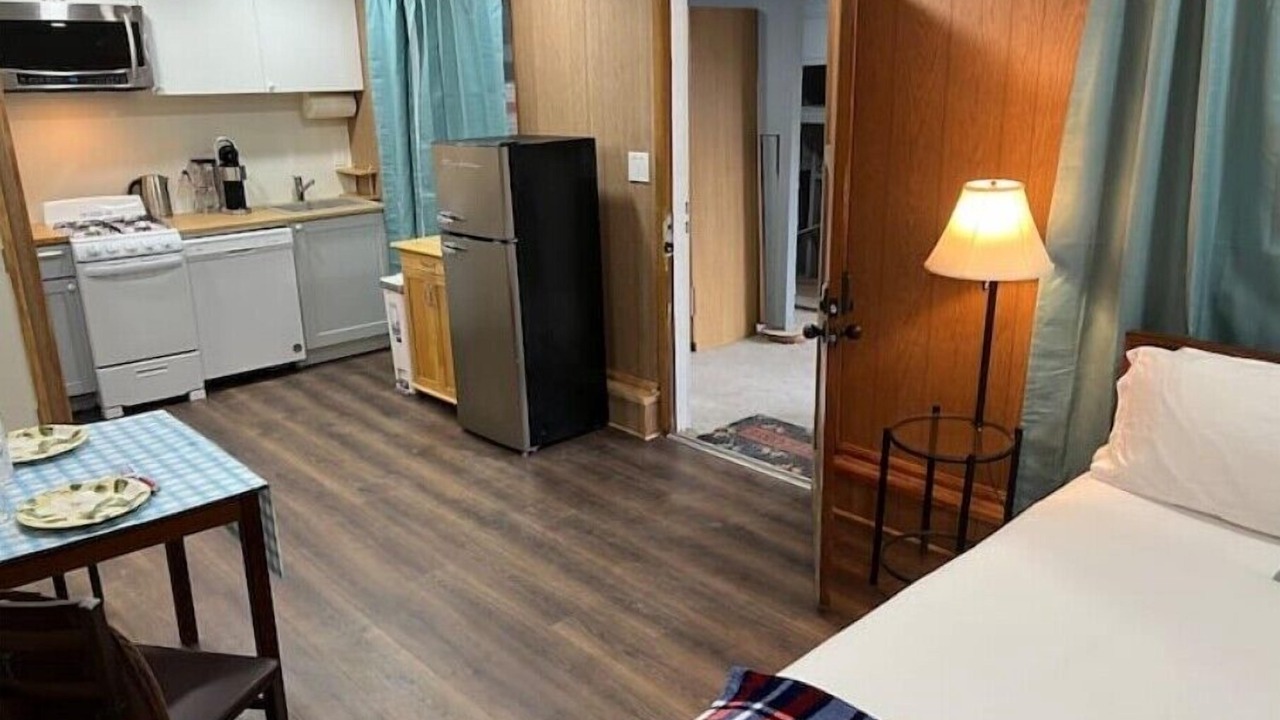 Photo of Bedroom in Running Springs