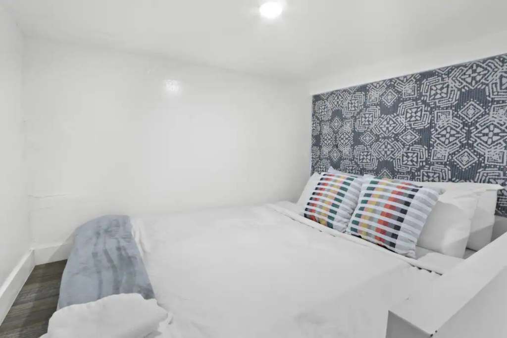 Photo of Bedroom in Huntington Park
