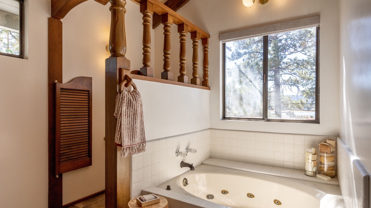 Photo of Bathroom in Big Bear Lake