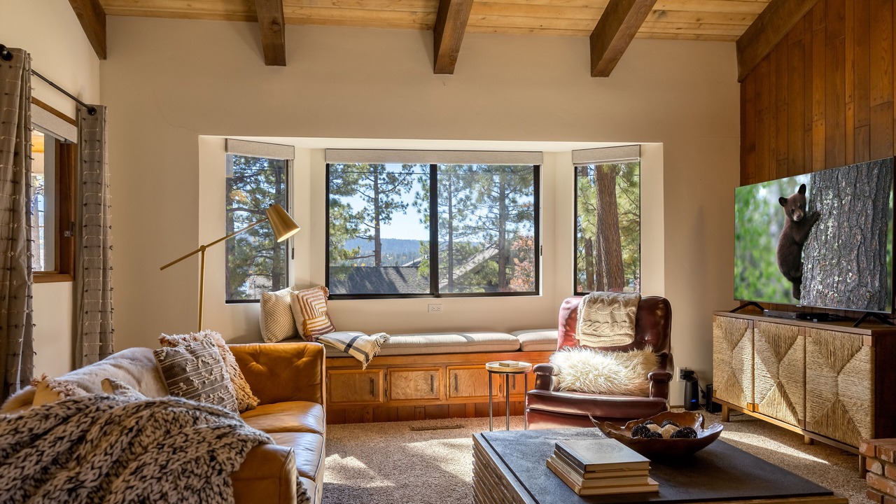 Photo of Livingroom in Big Bear Lake