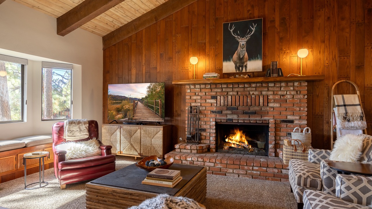Photo of Livingroom in Big Bear Lake