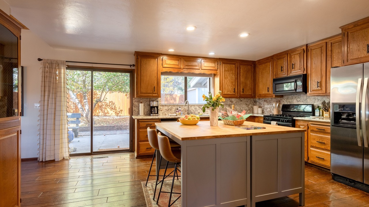 Photo of Kitchen in Big Bear Lake
