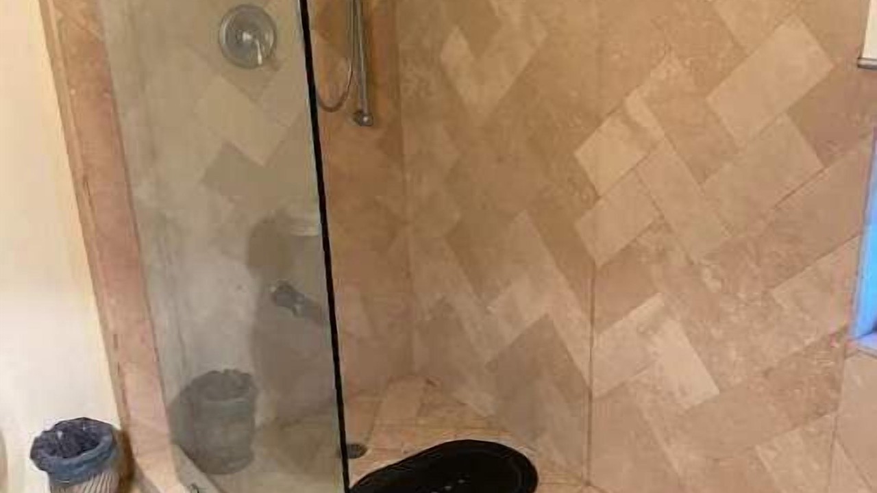 Photo of Bathroom in Ladera Heights