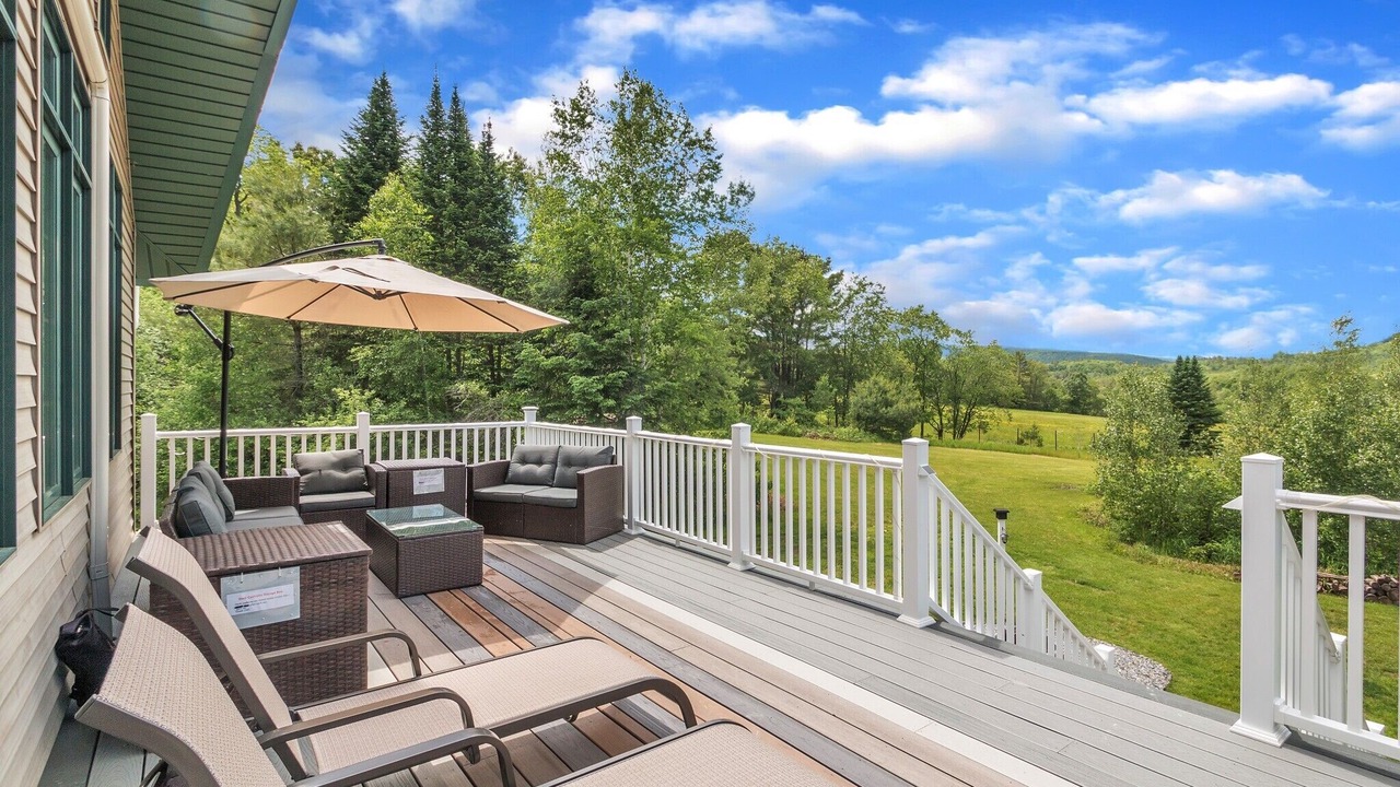 Photo of Patio Balcony in Rumford Center