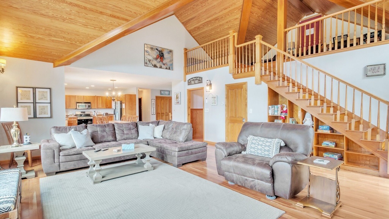 Photo of Livingroom in Rumford Center