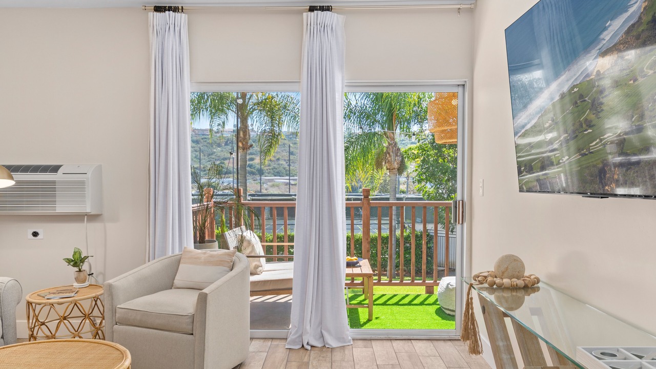 Photo of Livingroom in Carlsbad