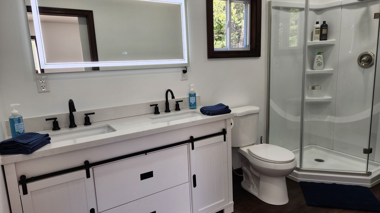 Photo of Bathroom in Milbridge
